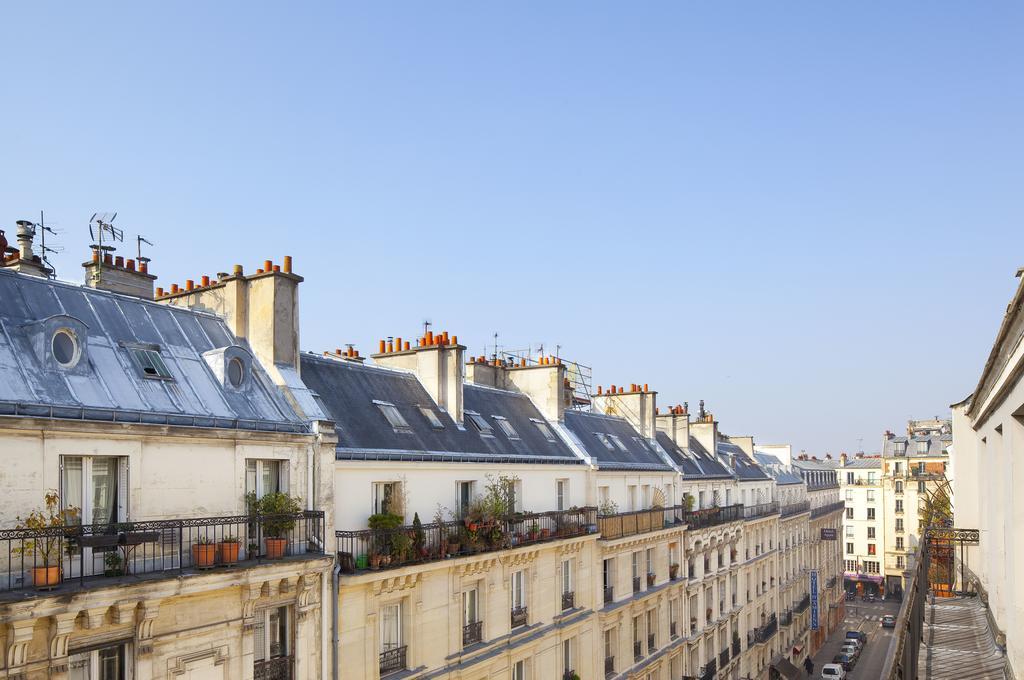 Hotel Les Deux Gares Paris Bagian luar foto